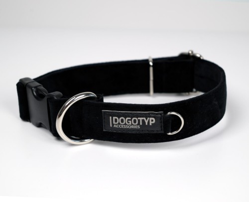 Dogotyp_Obroża_Welur_Czarny.jpg